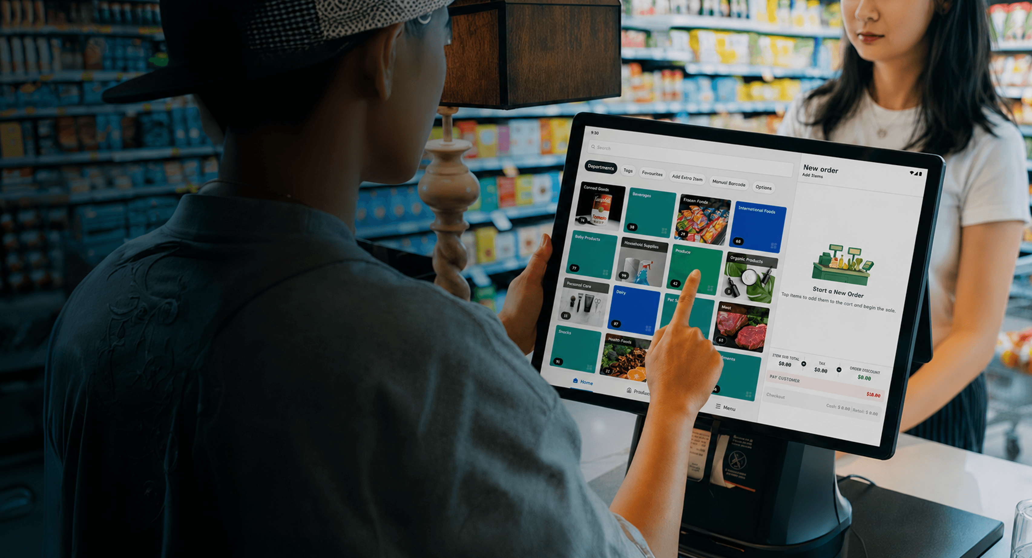 Grocer working with Octopos system